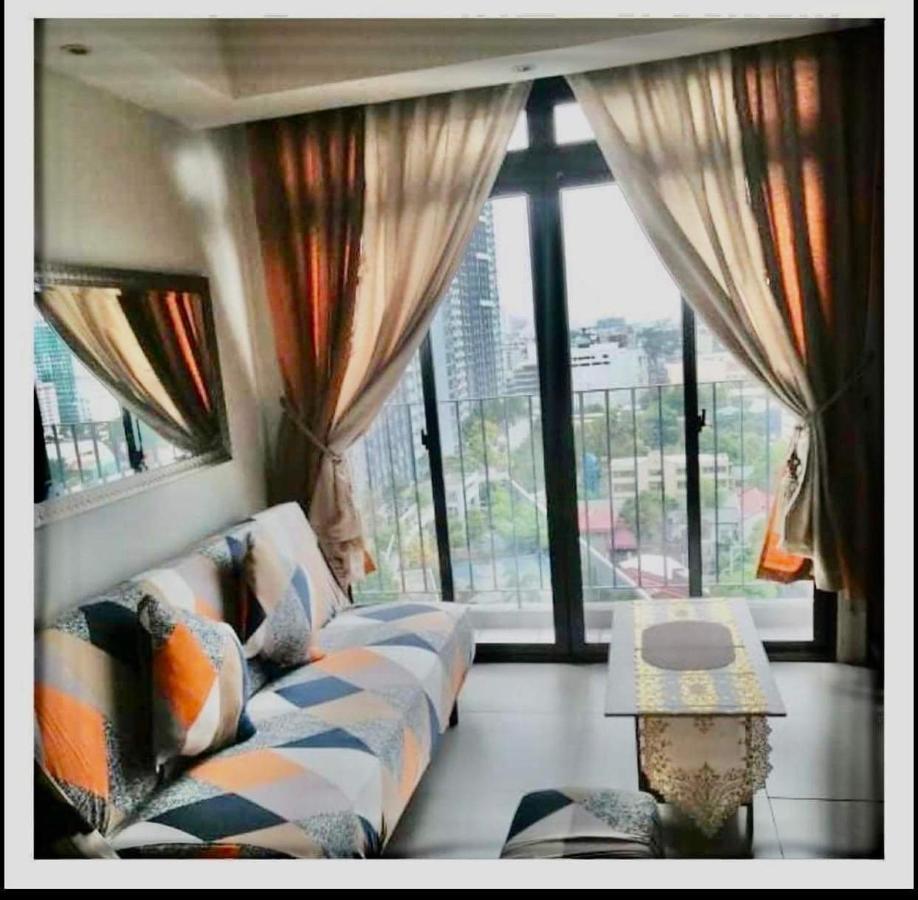 2 Bedroom Portovita Tower 12-A 马尼拉 外观 照片
