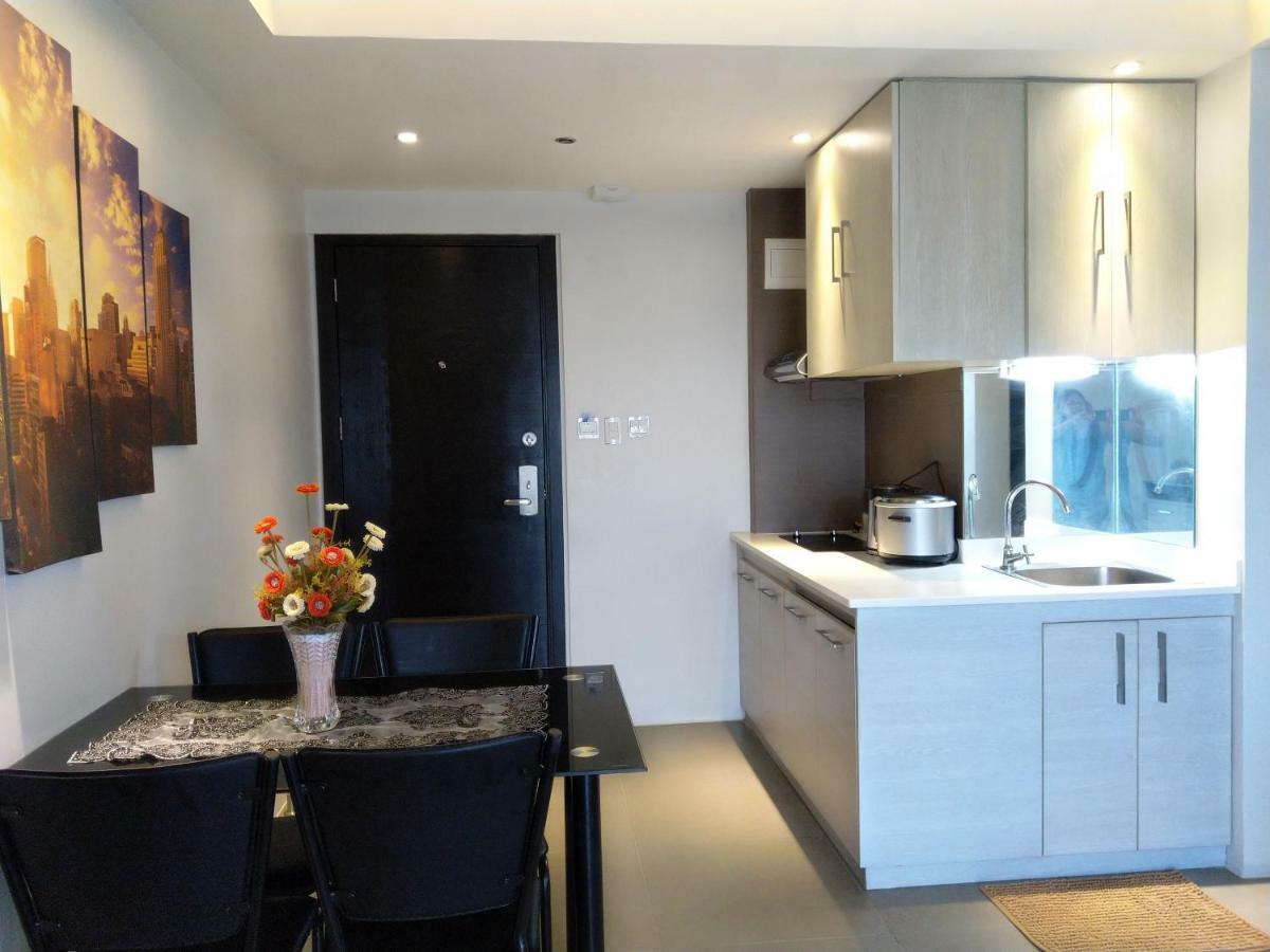 2 Bedroom Portovita Tower 12-A 马尼拉 外观 照片