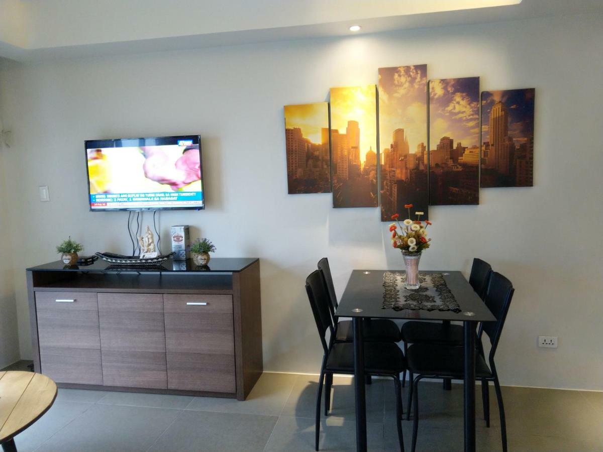2 Bedroom Portovita Tower 12-A 马尼拉 外观 照片